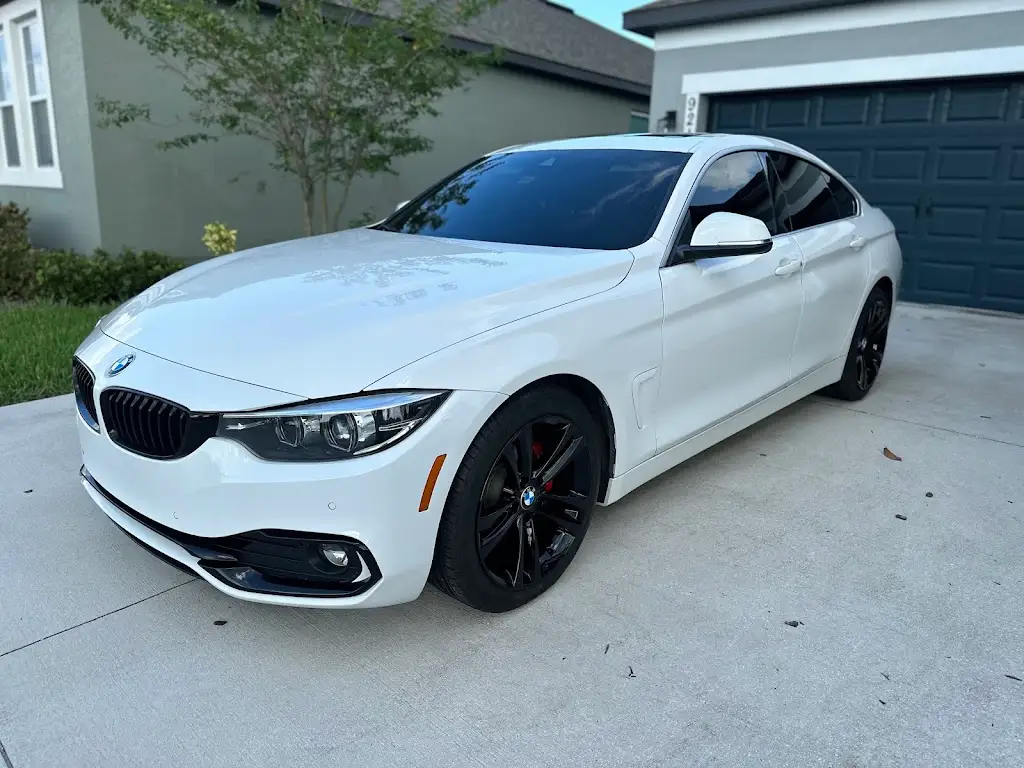 Auto Detailer Auto Detailer